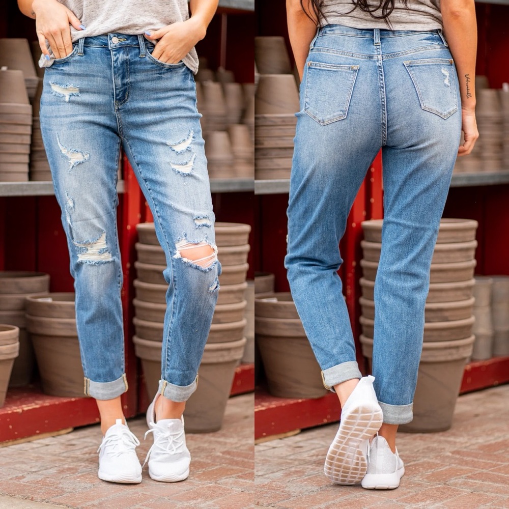 Judy Blue Anniston Boyfriend Fit Jeans